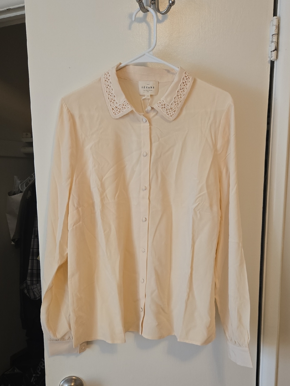 Sezane Vito Rosey Beige 100% Silk Shirt - Picture 7 of 13